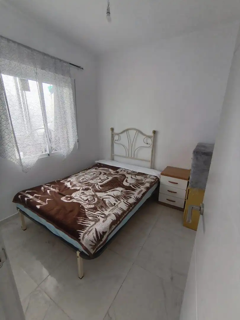 Dormitori de Estudi de lloguer en Alicante / Alacant amb Aire condicionat, Moblat i Balcó