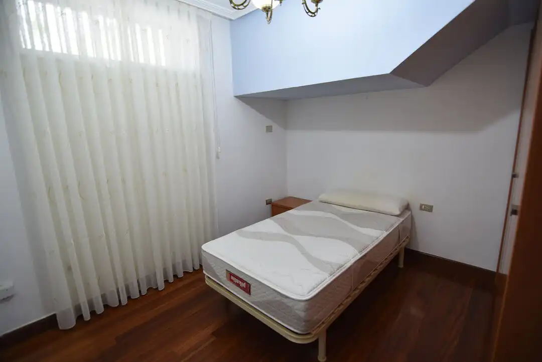 Dormitori de Pis en venda en Eibar amb Moblat