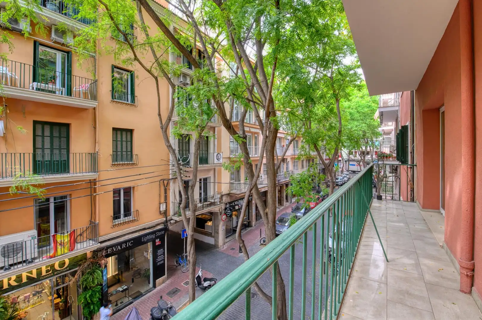 Flat with terrace for sale in BARO DE SANTA MARIA DEL S