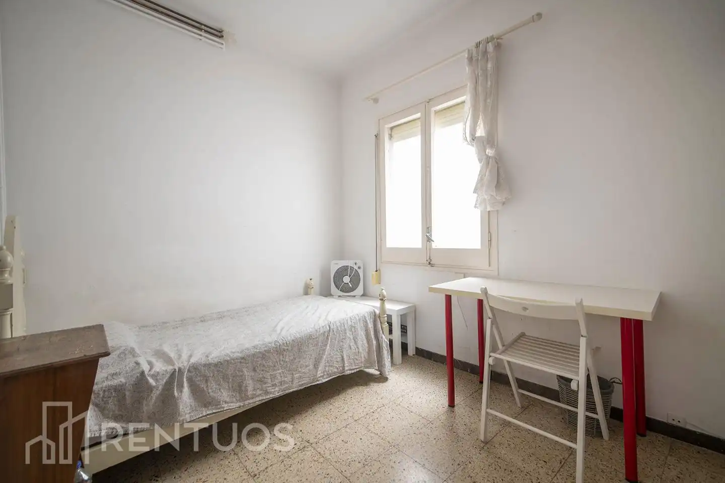 Flat for sale in calle de Joan Güell, Barri de les Corts