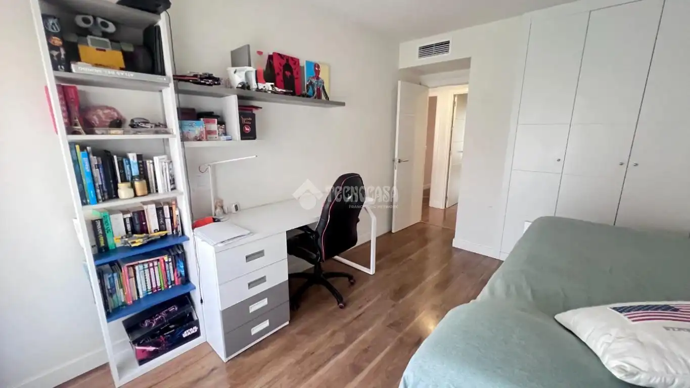Habitación de Piso en venta en Alcalá de Henares con Terraza