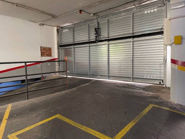 Garaje en Alquiler en Carrer de Varsòvia en El Guinardó