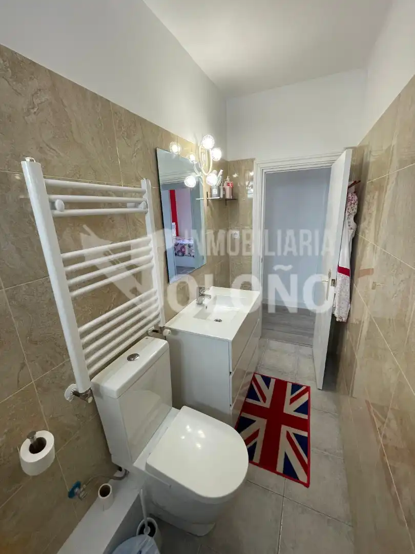 Baño de Apartamento en venta en Casalarreina con Calefacción, Parquet y Amueblado