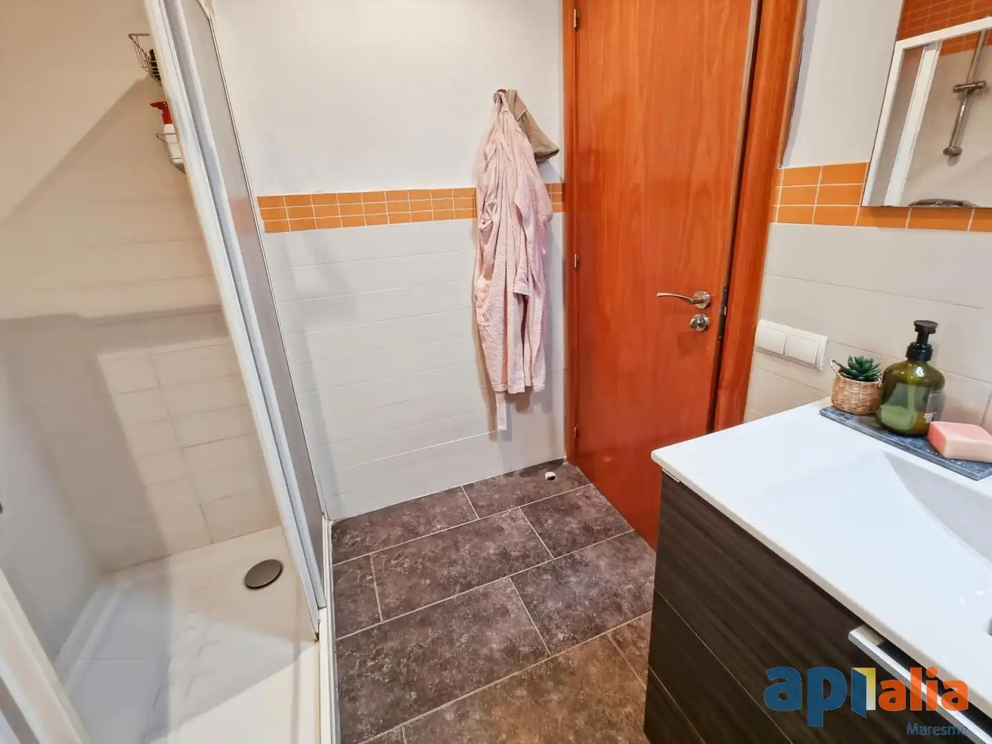 Baño de Piso en venta en Mataró con Aire acondicionado