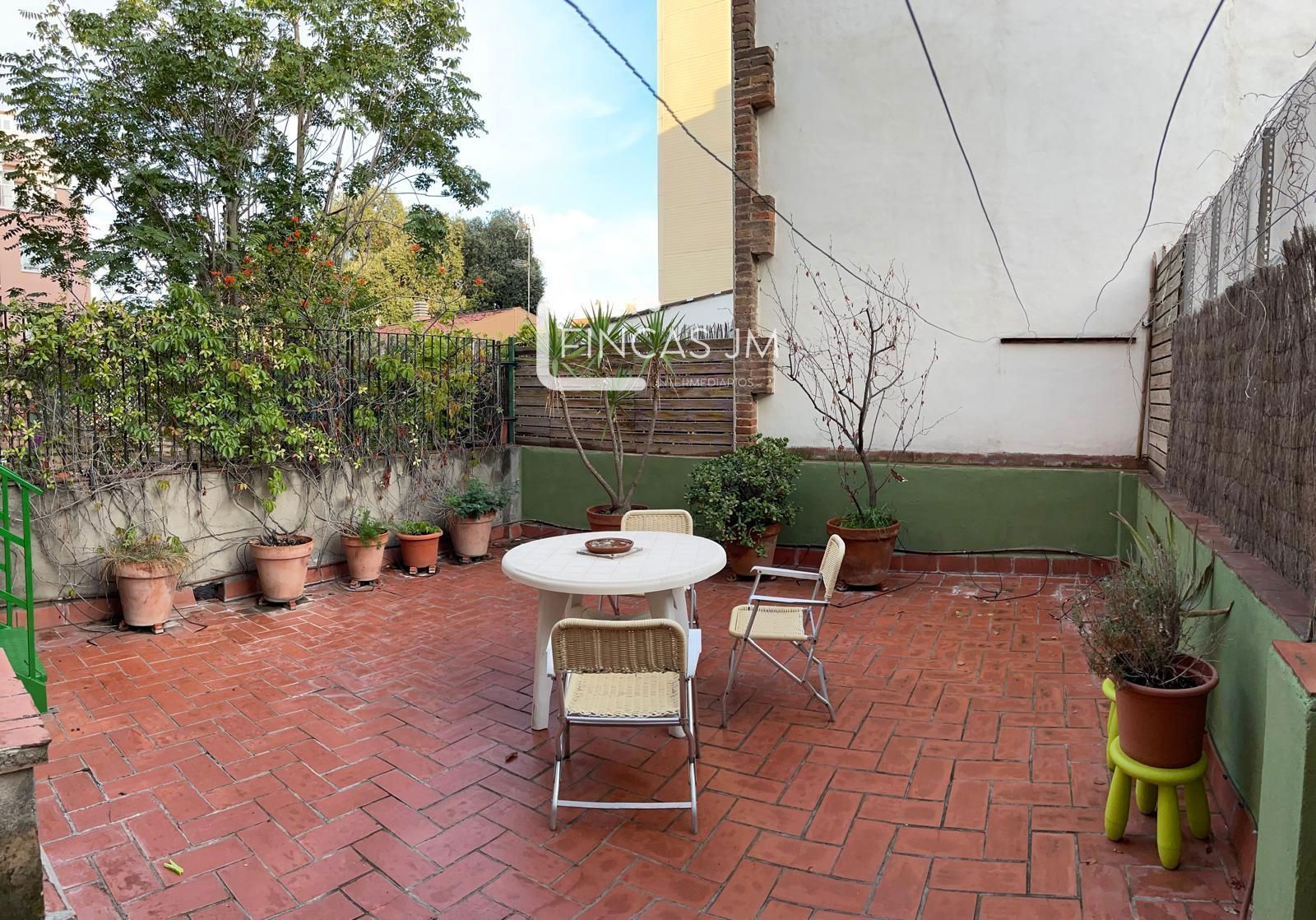 Terraza de Piso en venta en L'Hospitalet de Llobregat con Terraza