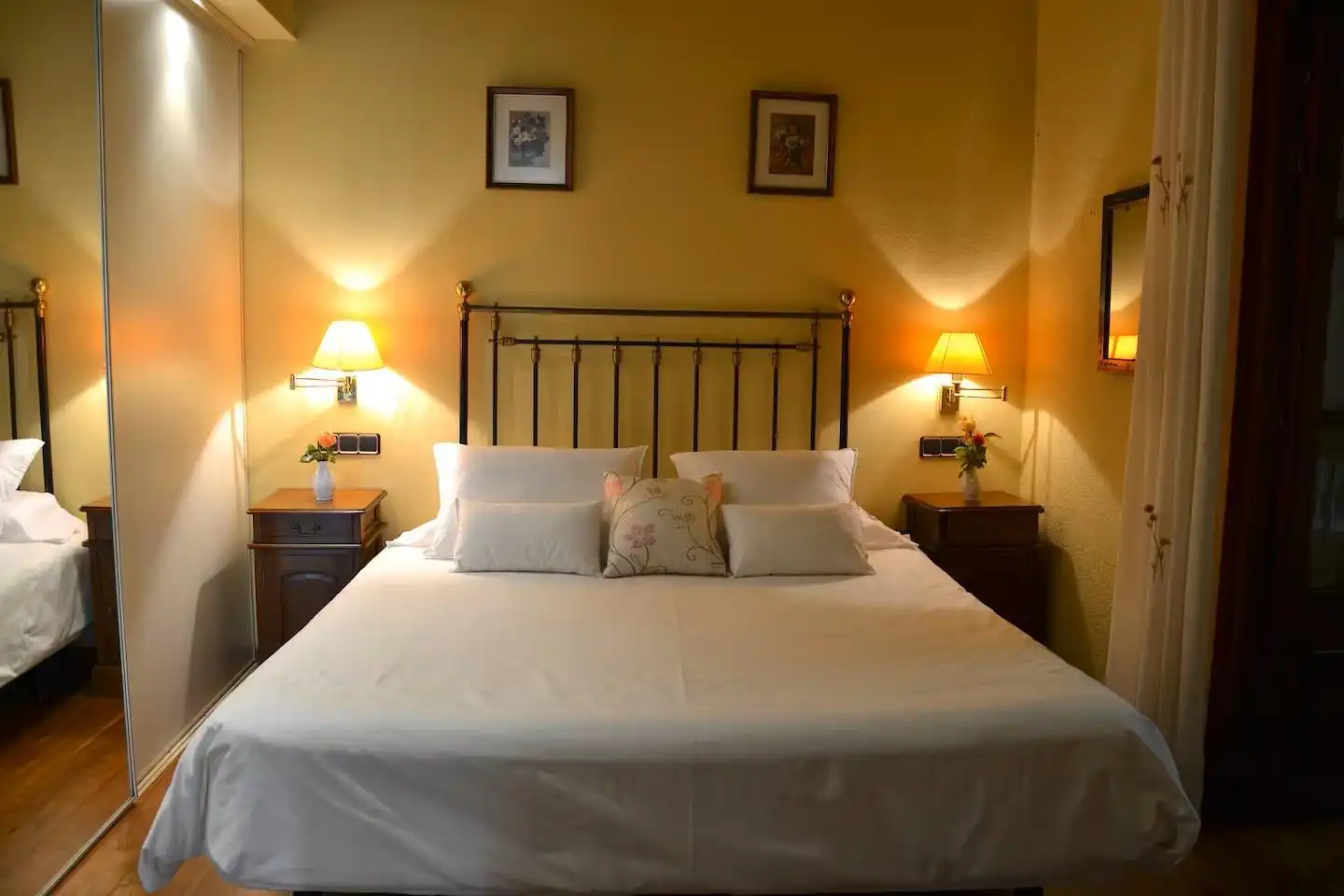 Bedroom of Commercial properties for sale in Peralada