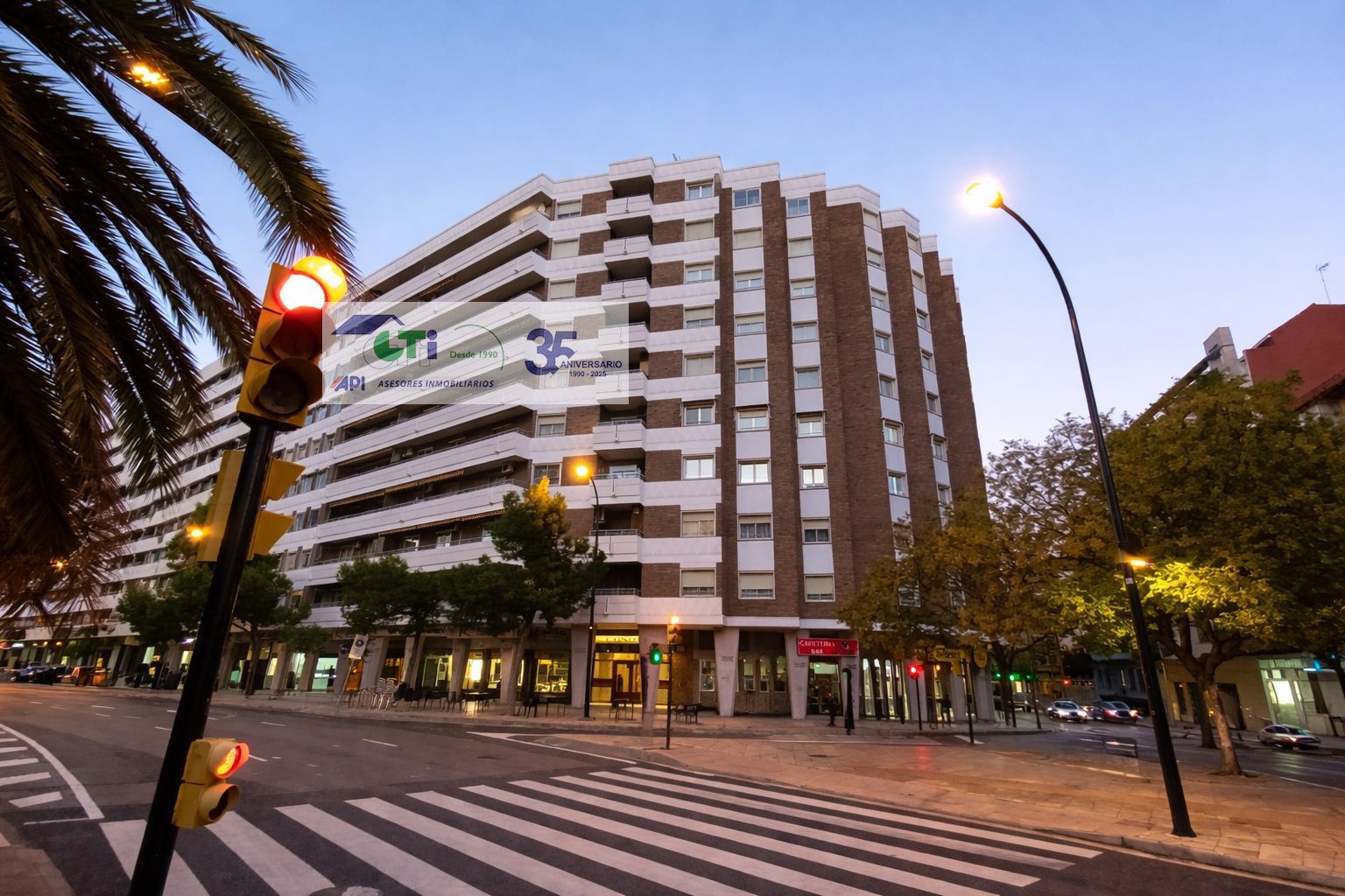 Vista exterior de Piso en venta en  Zaragoza Capital