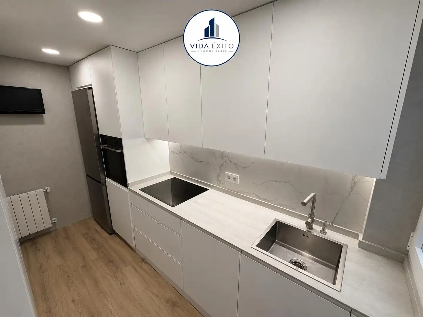 Kitchen of Flat for sale in Jaén  with Terrace and Balcony