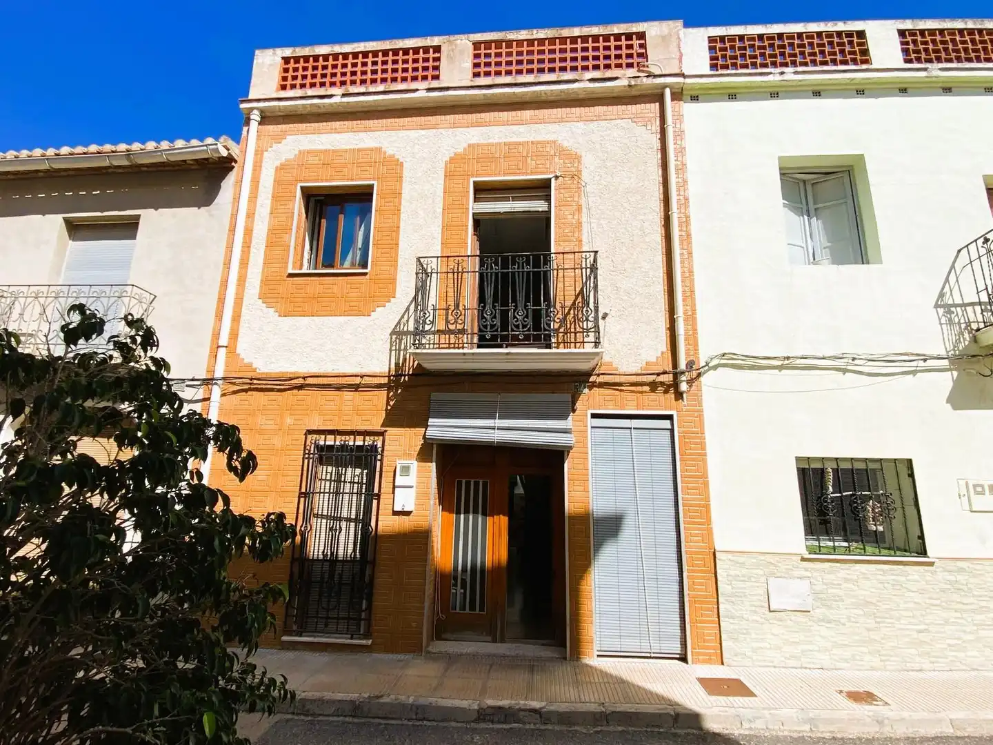 Maison mitoyenne avec terrasse à vendre à Calle JAUME I 34
