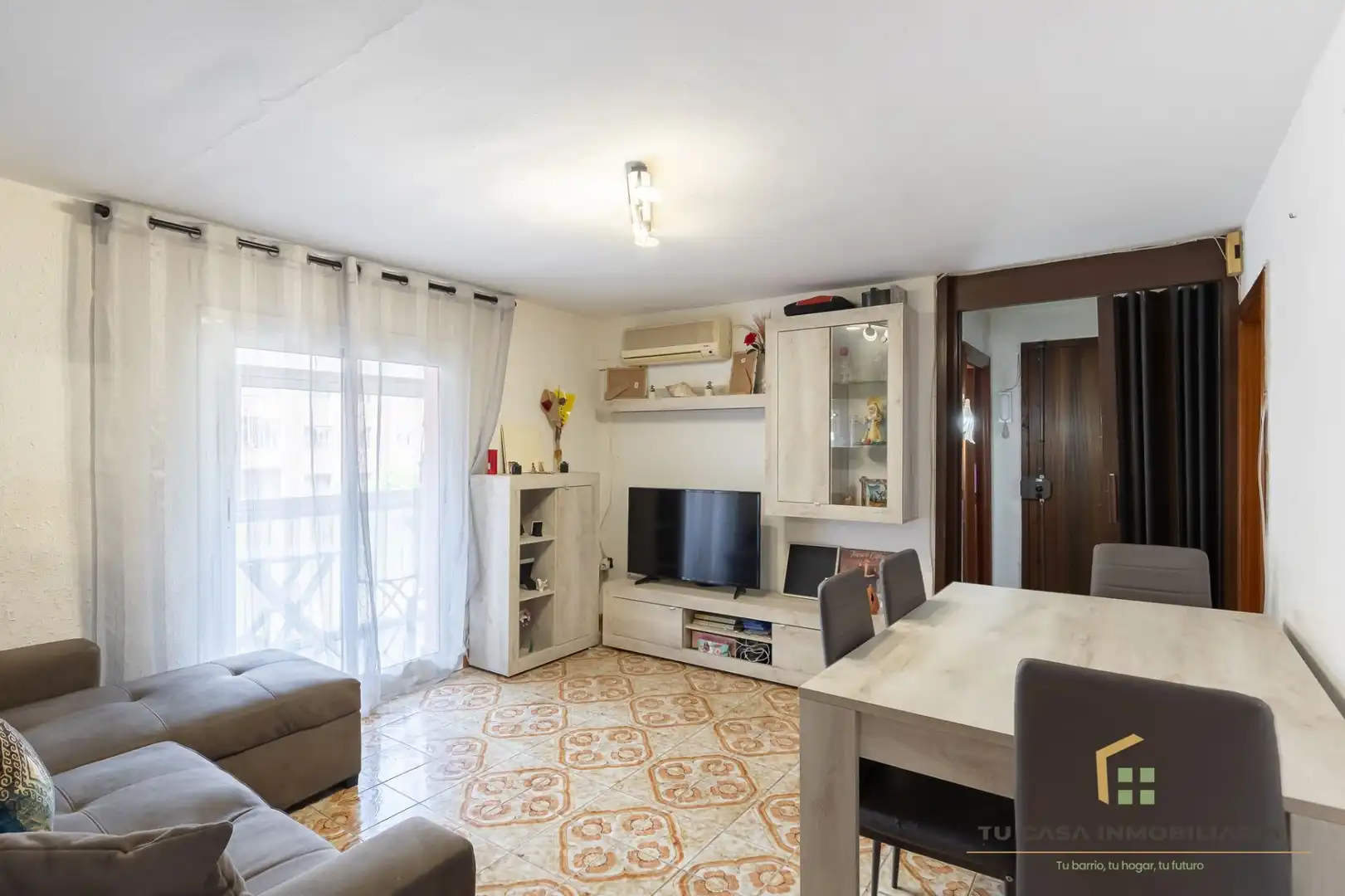 Wohnzimmer von Wohnung zum Verkauf in Badalona mit Klimaanlage