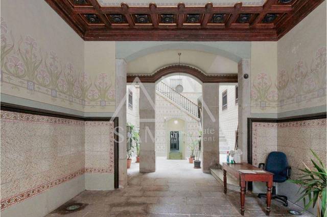 Planta baja en Venta en Barri Gòtic
