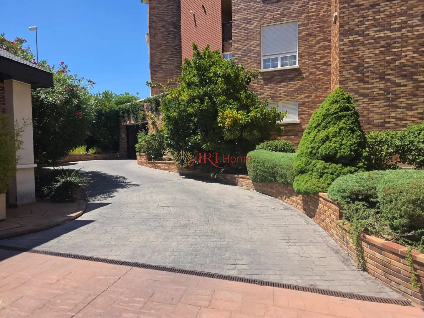 Vista exterior de Pis en venda en Majadahonda amb Aire condicionat, Calefacció i Terrassa