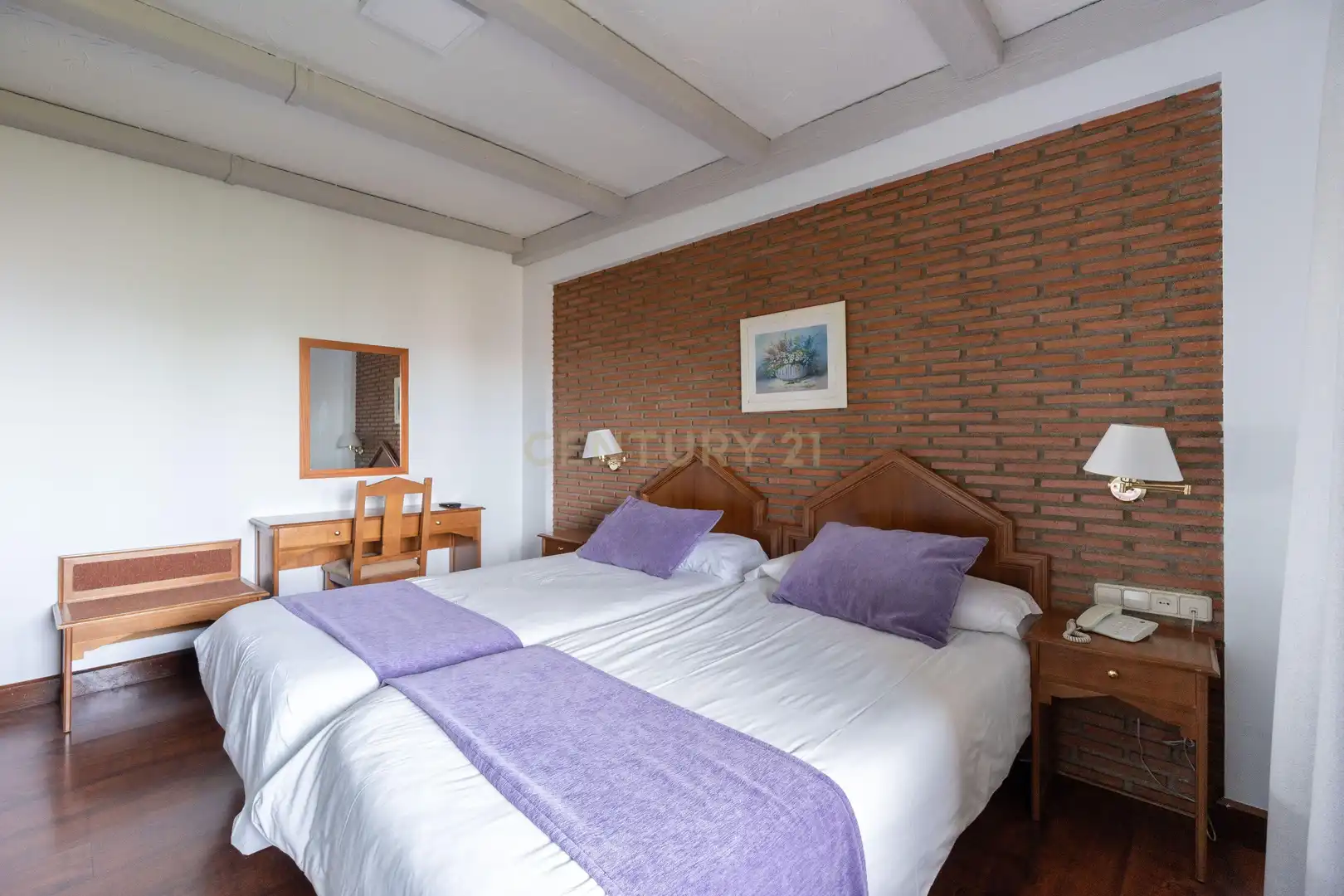 Schlafzimmer von Gebäude zum Verkauf in Sierra Nevada mit Gemeinschaftspool