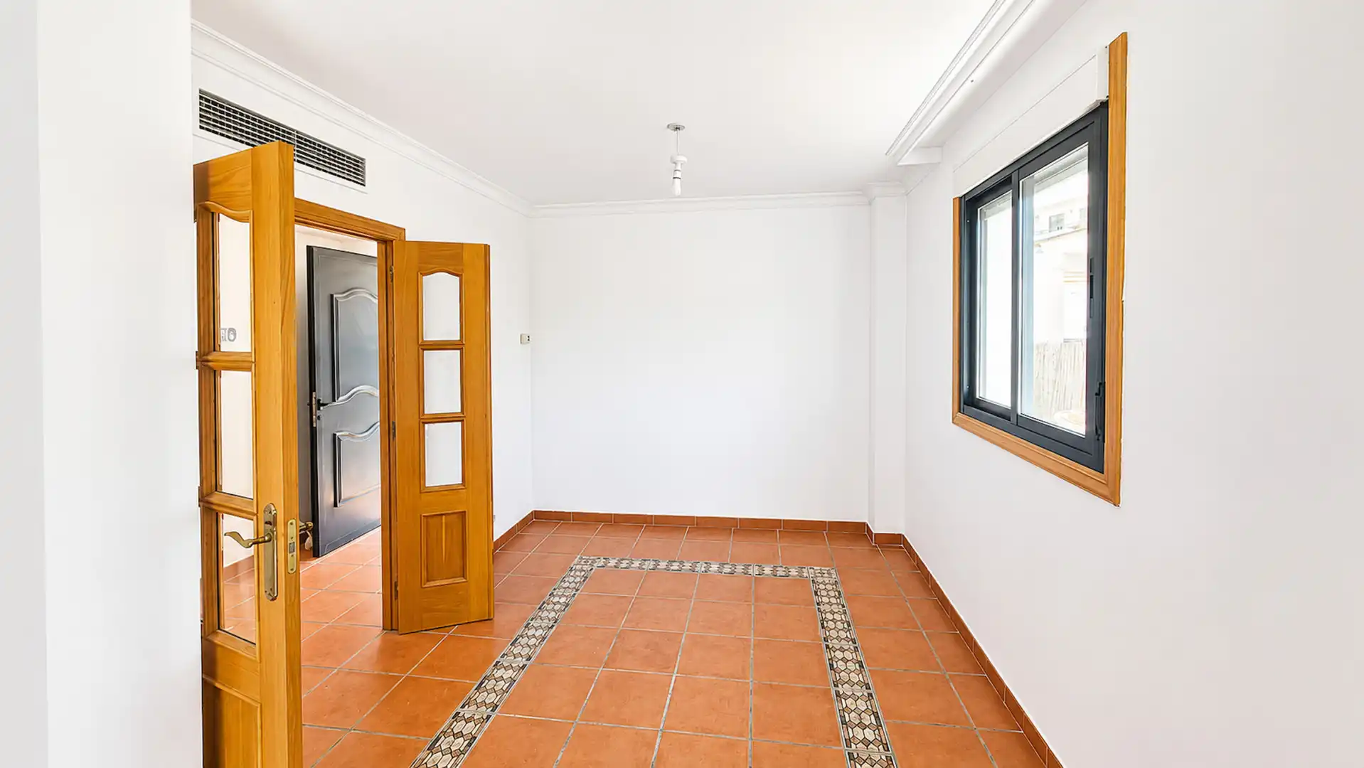 Casa o chalet en venta en Manilva con Jardín privado, Piscina y Piscina comunitaria