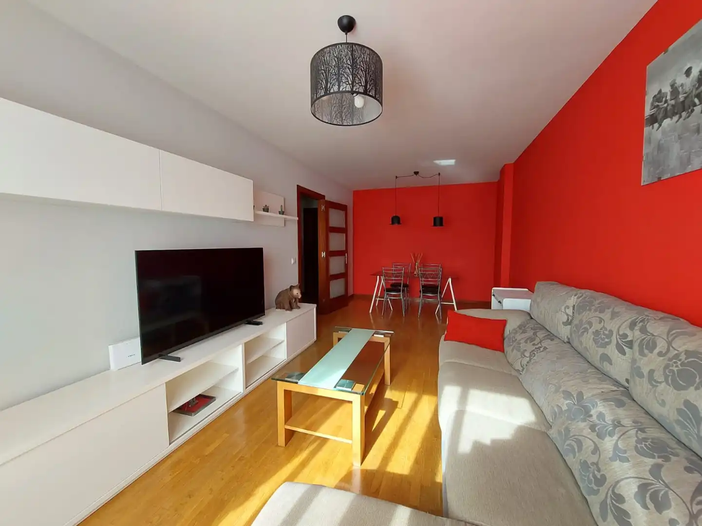 Sala de estar de Piso de alquiler en Gijón  con Calefacción, Jardín privado y Parquet