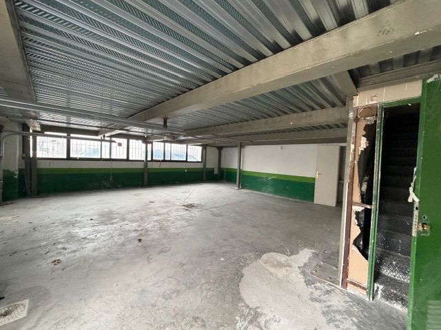 Nau industrial en venda en Alcalá de Henares