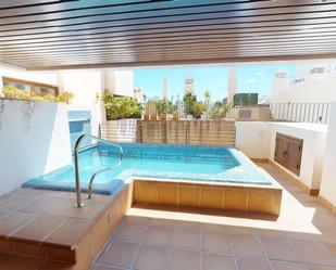 Swimming pool of Apartment to rent in Estepona  with Air Conditioner, Terrace and Swimming Pool