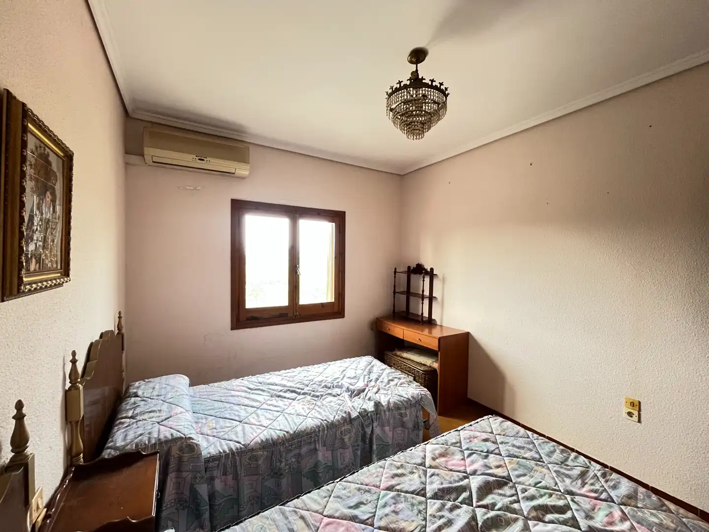 Habitación de Casa o chalet en venta en Sagunto / Sagunt con Jardín privado, Terraza y Trastero