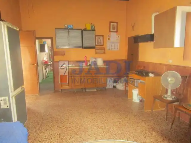 Cuina de Finca rústica en venda en Valdepeñas amb Aire condicionat, Calefacció i Piscina