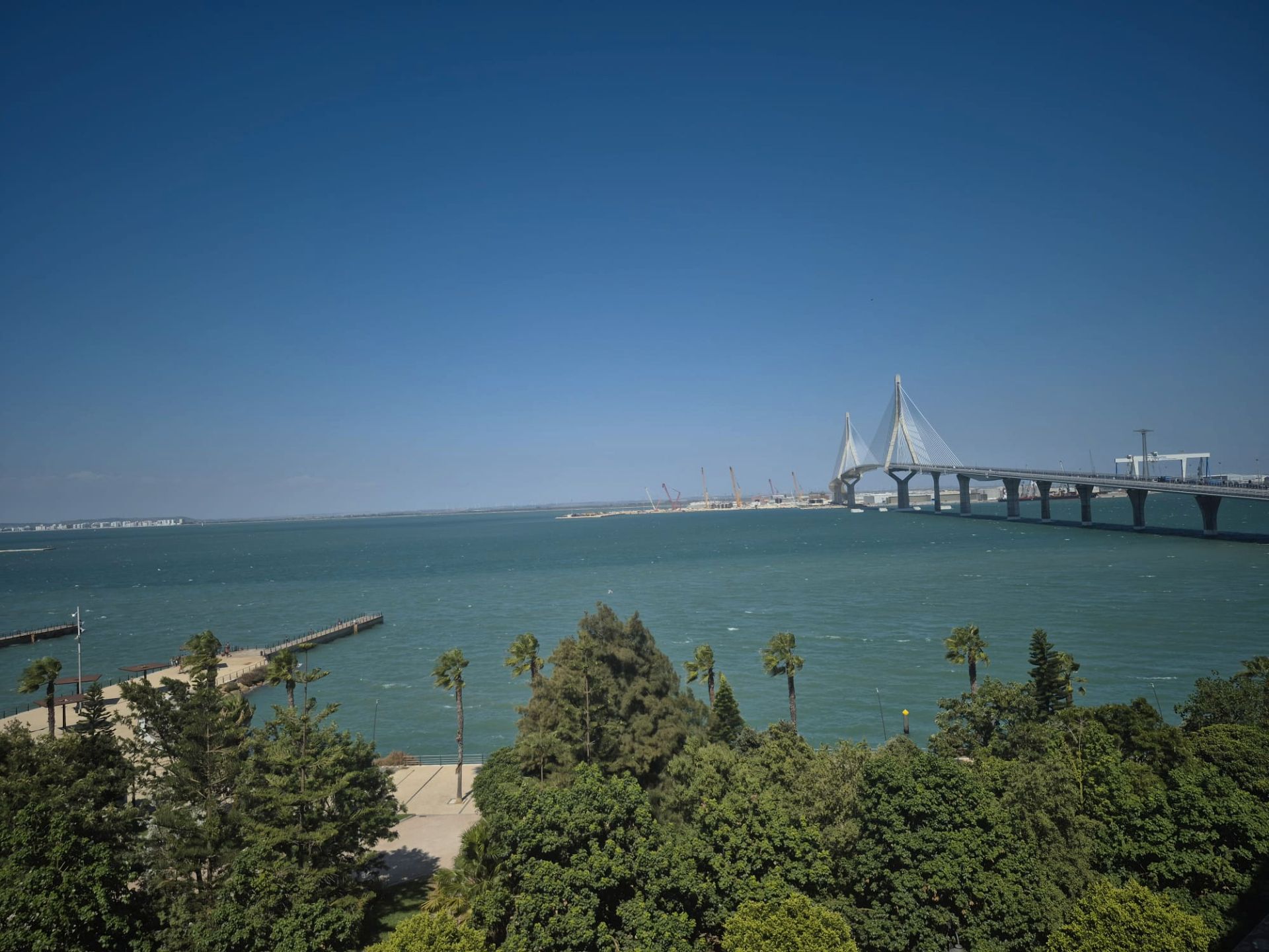 Bedroom of Flat for sale in  Cádiz Capital  with Furnished