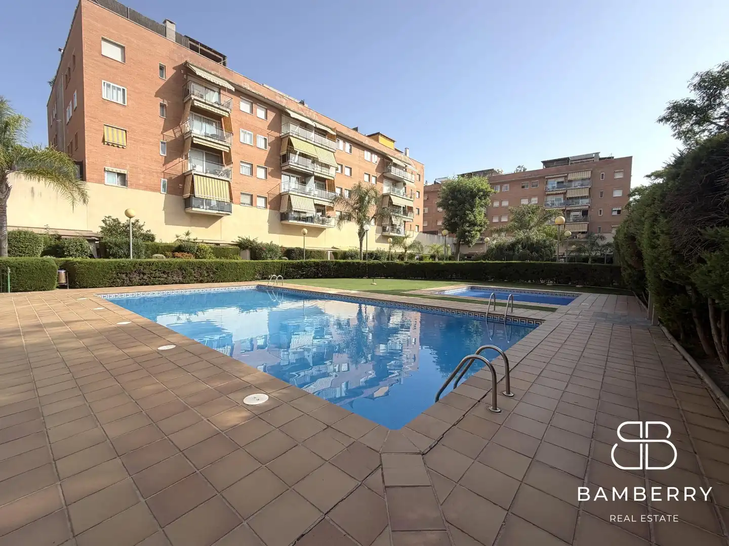 Swimming pool of Flat for sale in Castelldefels  with Parquet flooring and Community pool