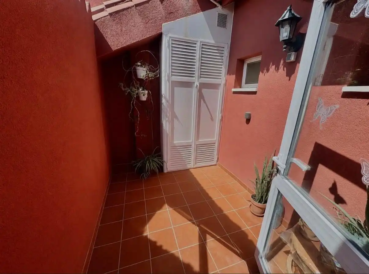 Balcony of Houses for sale in Fuengirola  with Air Conditioner, Heating and Private garden