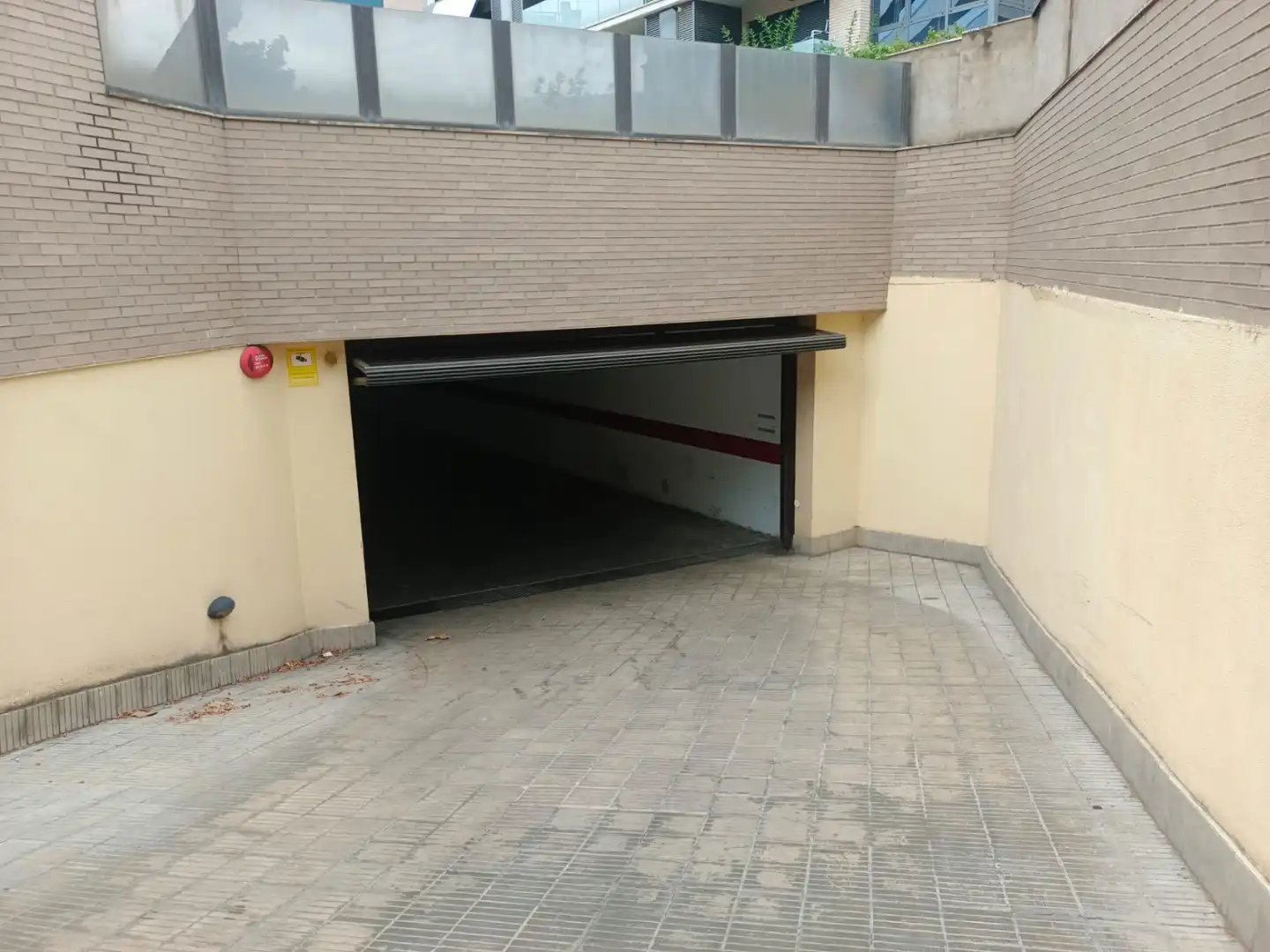 Parkplatz von Garage zur Miete in Lleida