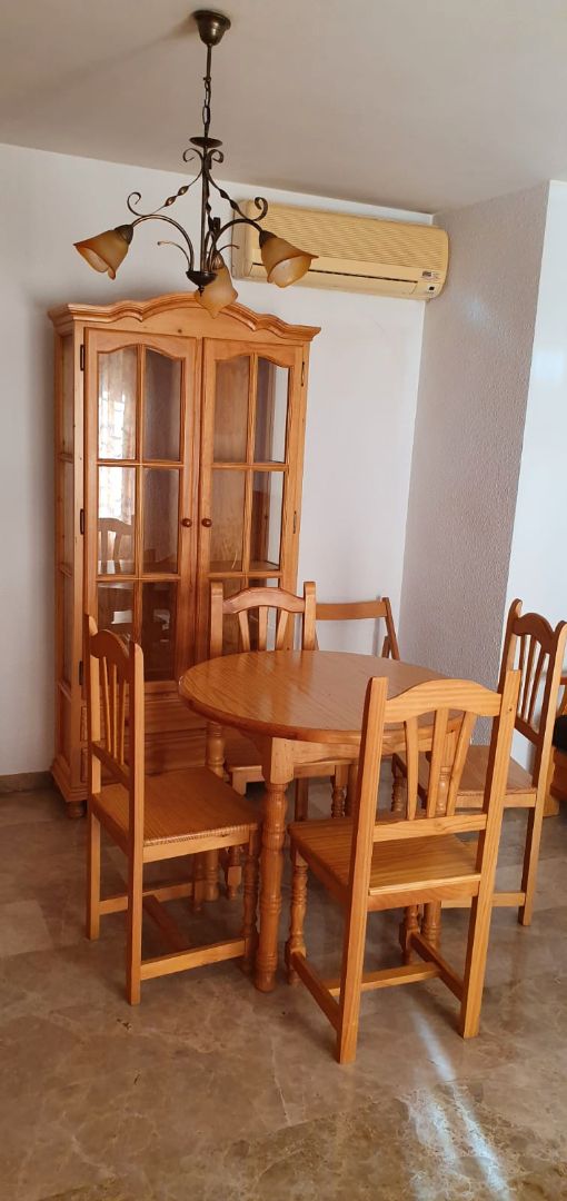 Apartamento de alquiler en Calle Critico Taurino Angel del Arco Navarrete, San Ildefonso - Catedral
