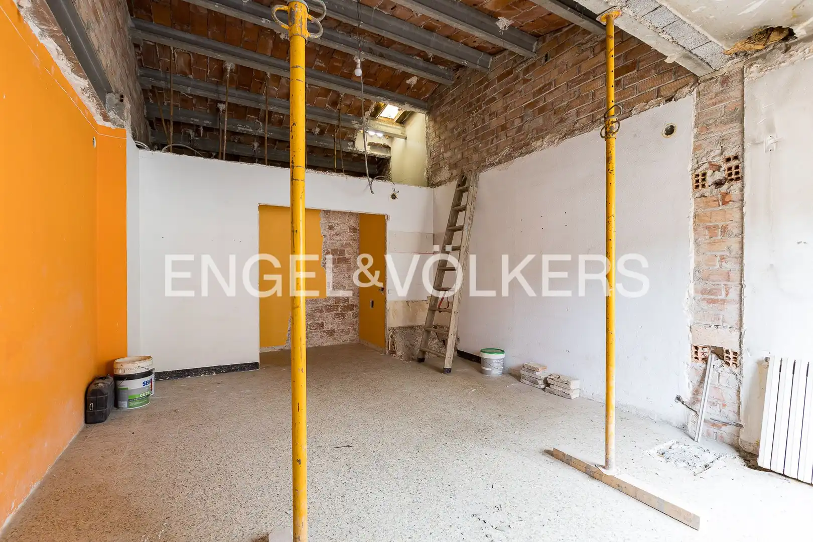 Houses for sale in Sant Vicenç Dels Horts  with Heating and Private garden