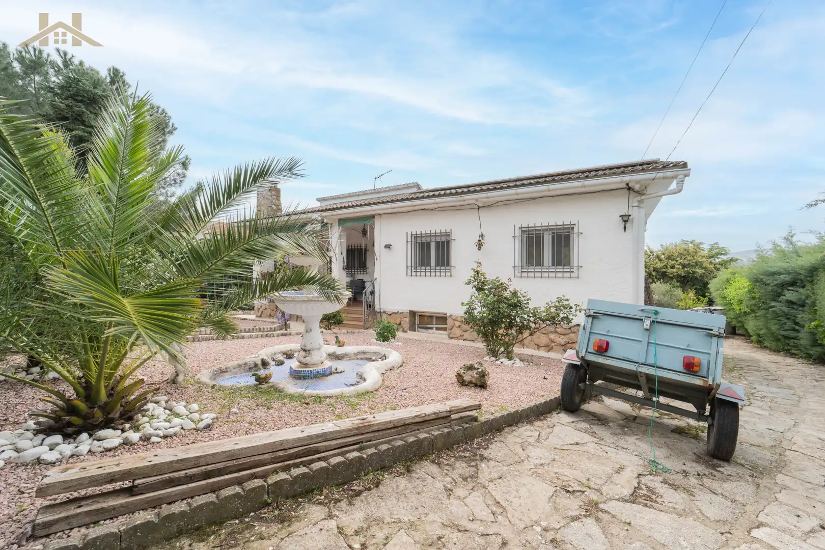 Exterior view of Houses for sale in Valdemorillo  with Air Conditioner, Heating and Private garden