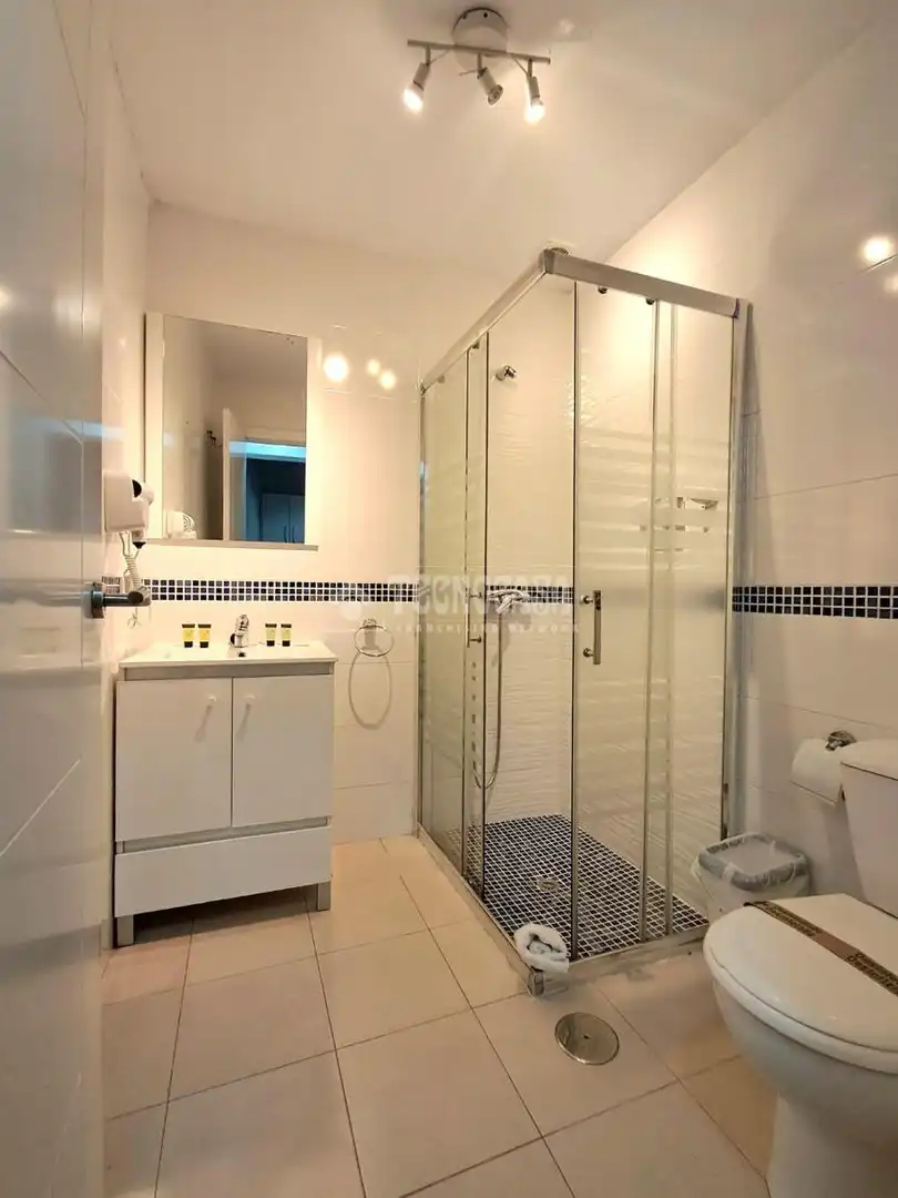 Bathroom of Flat for sale in Sevilla
