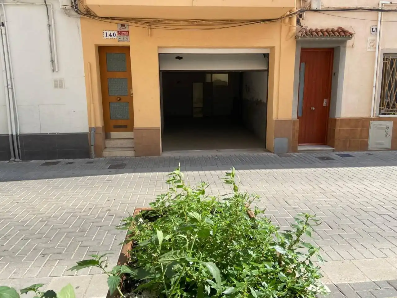 Aparcament de Garatge de lloguer en Badalona