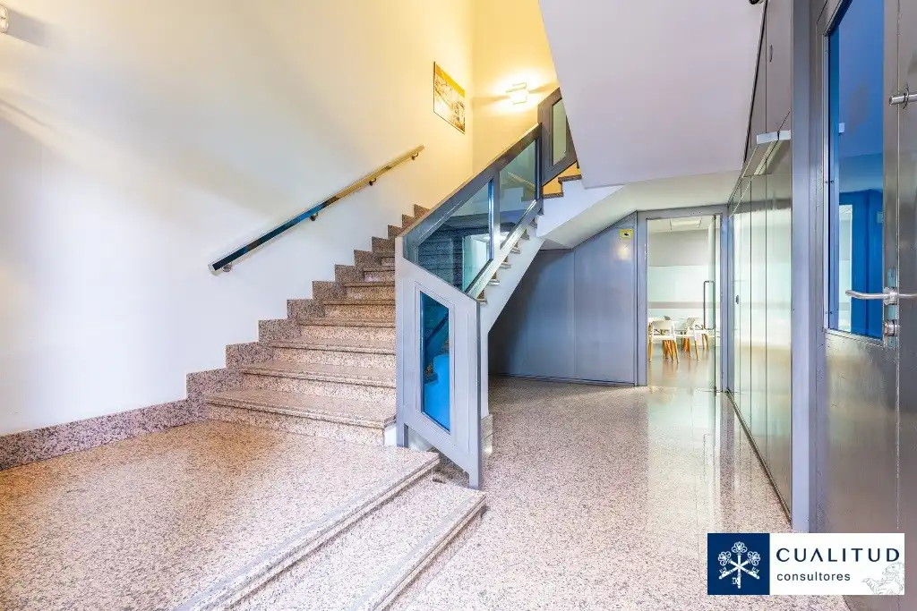 Oficina amb ascensor de lloguer a Este, imagen 6