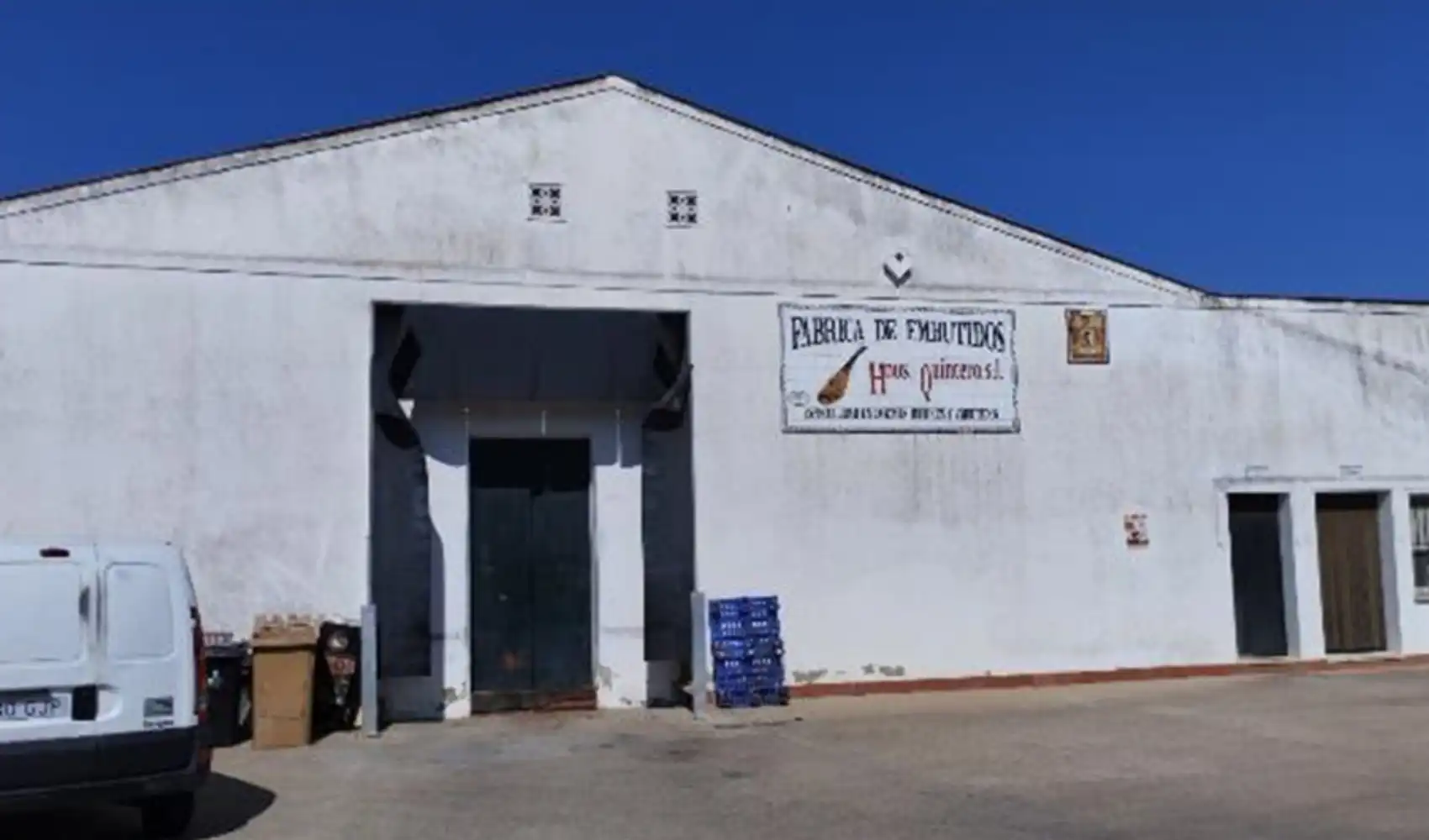 Außenansicht von Fabrikhallen zum Verkauf in Monesterio