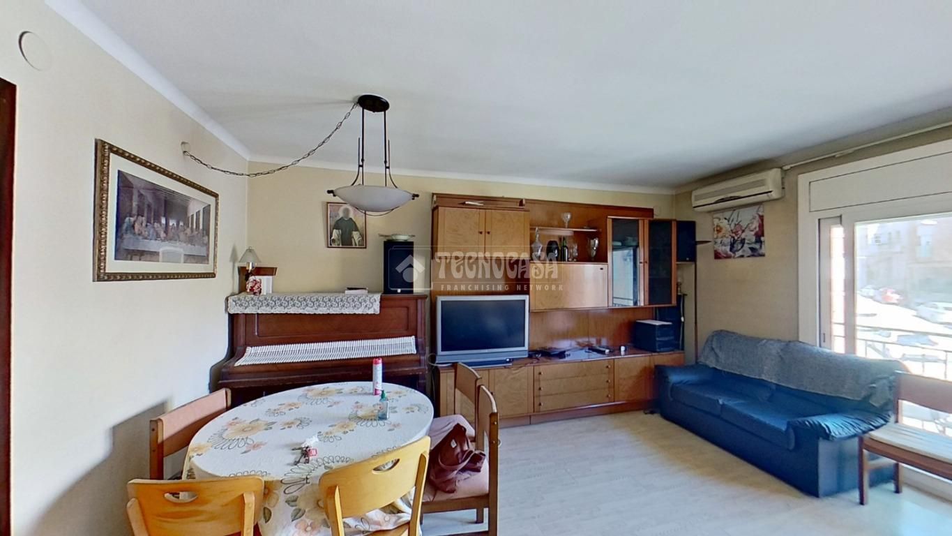 Living room of Flat for sale in Manresa  with Heating and Balcony