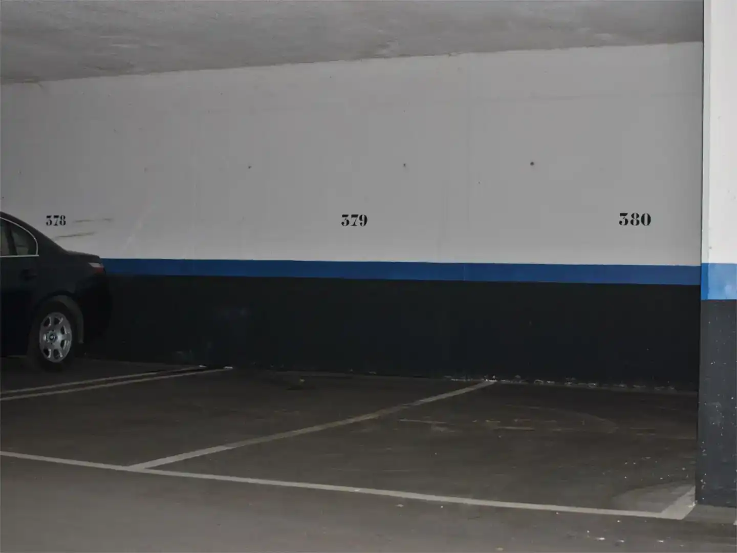 Parking of Garage for rent in San José - Buenos Aires