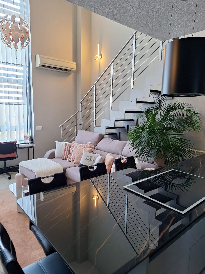 Living room of Duplex for sale in  Madrid Capital  with Air Conditioner, Heating and Parquet flooring