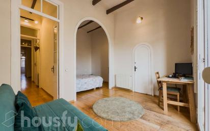 Bedroom of Flat for sale in  Barcelona Capital  with Air Conditioner, Heating and Parquet flooring