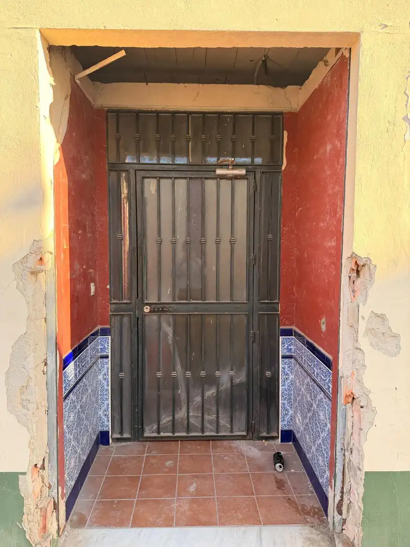 Business premises for sale in Calle Antonio Pérez Ruiz 2, imagen 4