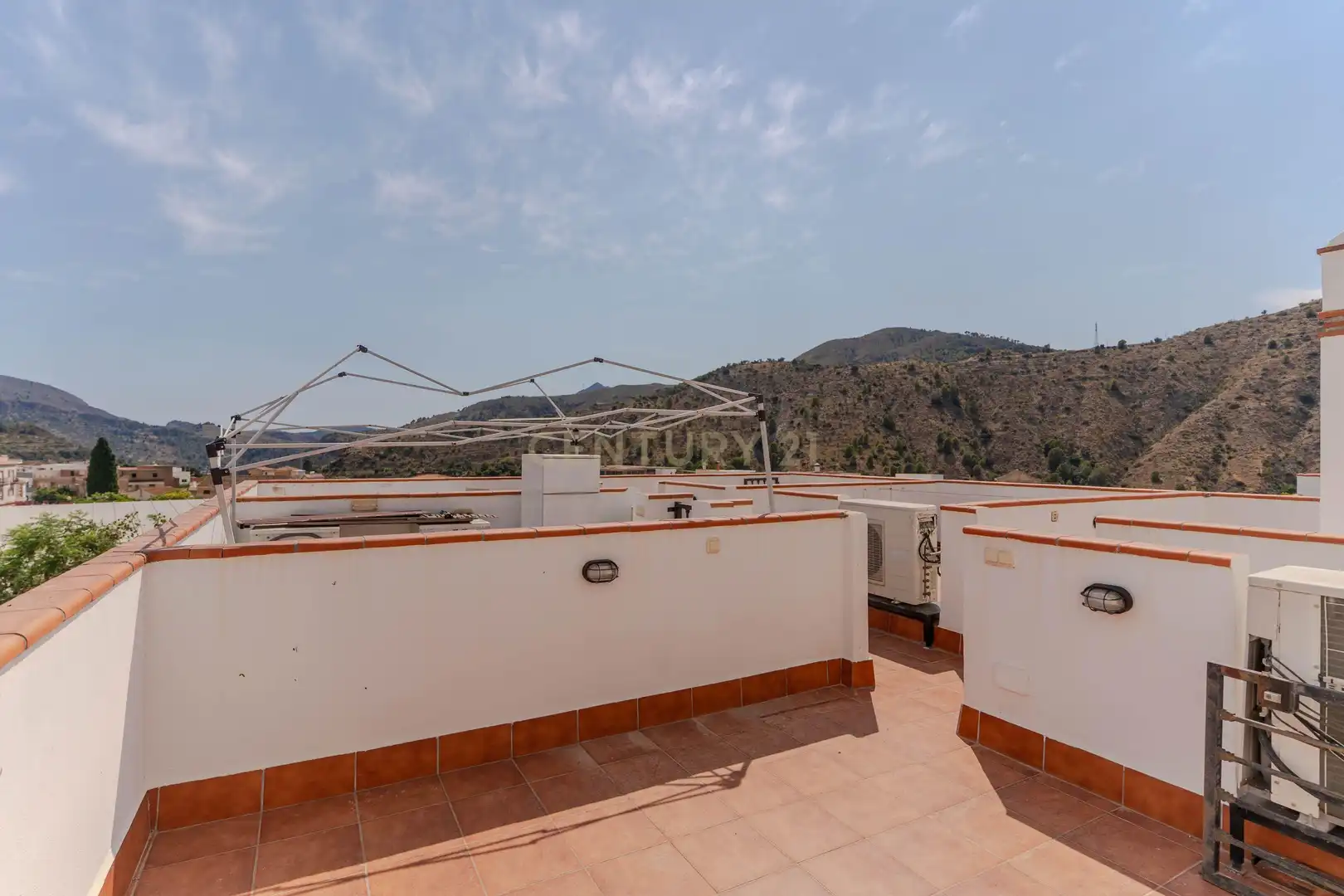 Terrassa de Apartament en venda en Vélez de Benaudalla amb Aire condicionat i Piscina comunitària