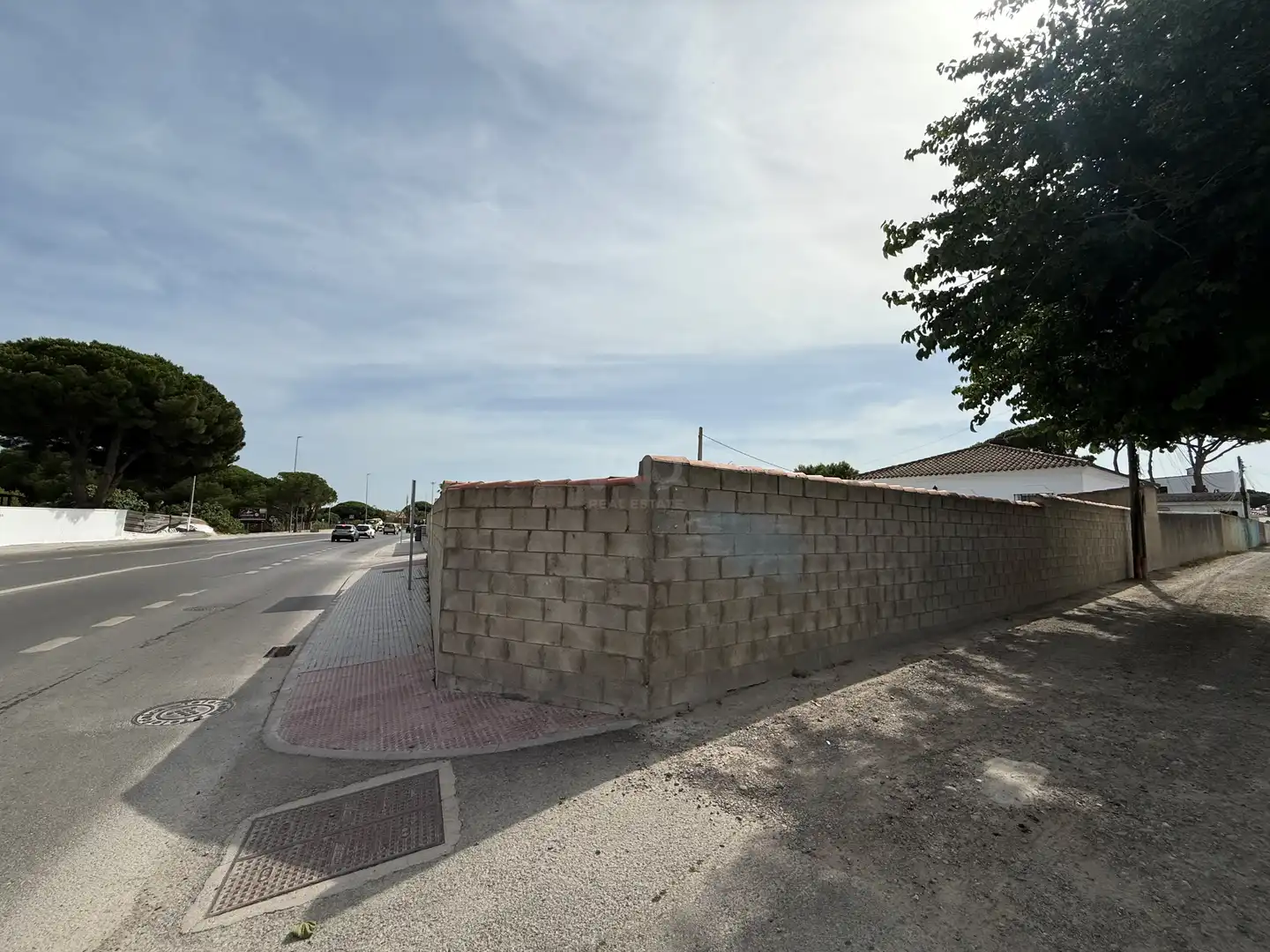Vista exterior de Terreno en venta en Chiclana de la Frontera