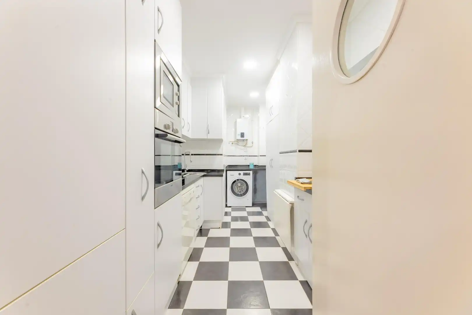 Cocina de Piso de alquiler en Valencia con Aire acondicionado, Calefacción y Amueblado