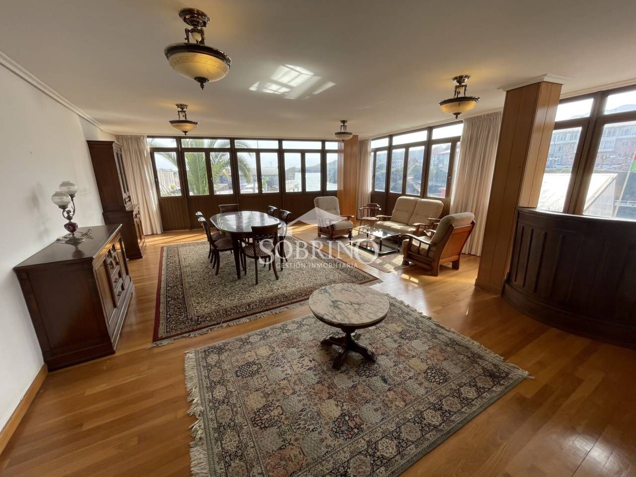 Sala de estar de Piso en venta en Llanes con Calefacción y Parquet