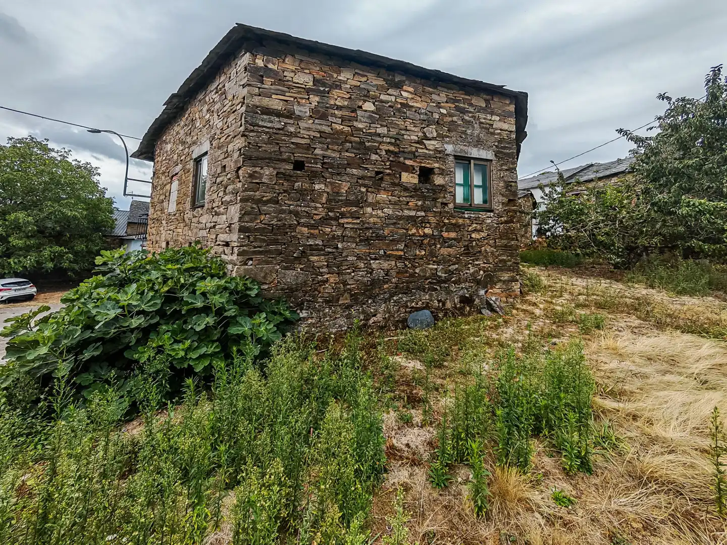 Außenansicht von Country house zum Verkauf in Trabadelo