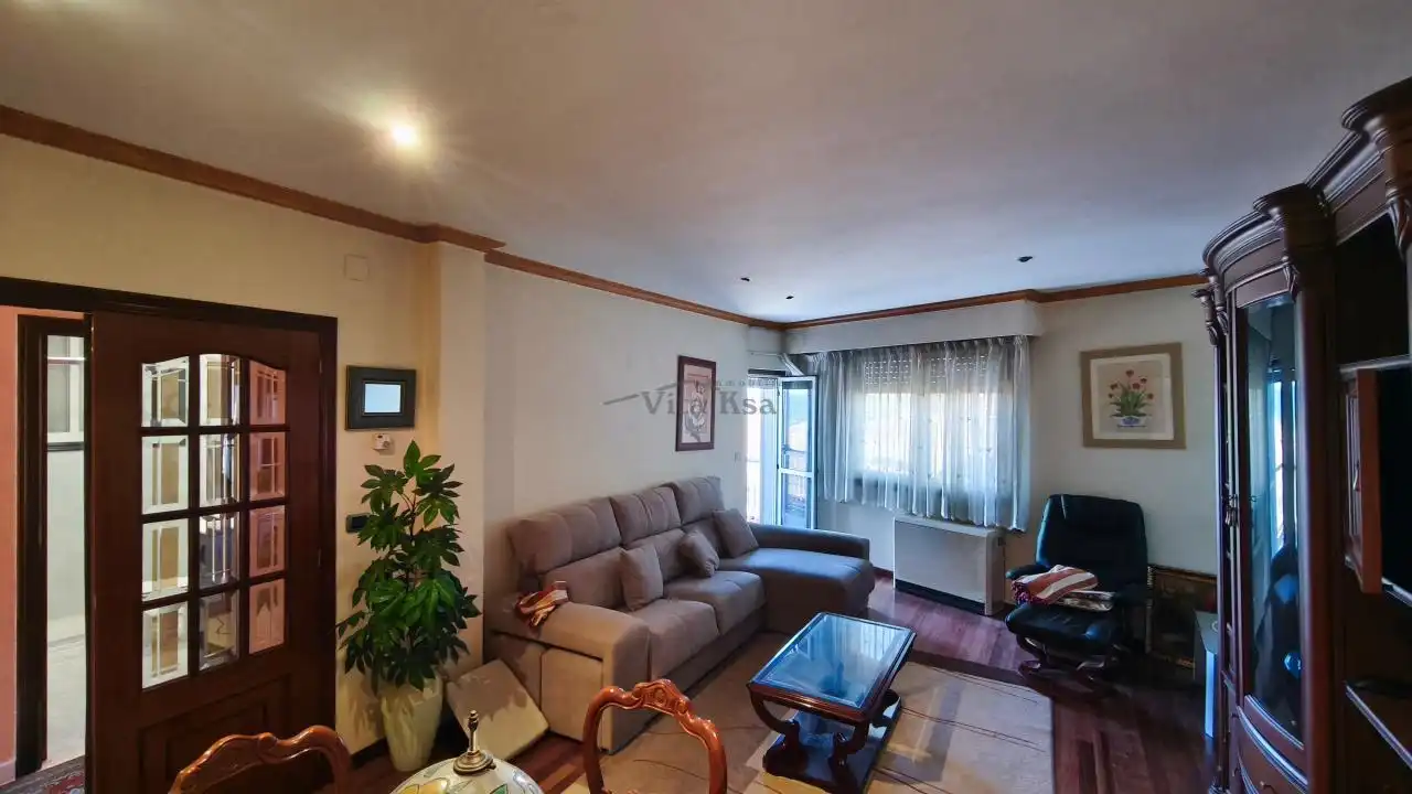 House with terrace for sale in Toén, imagen 6