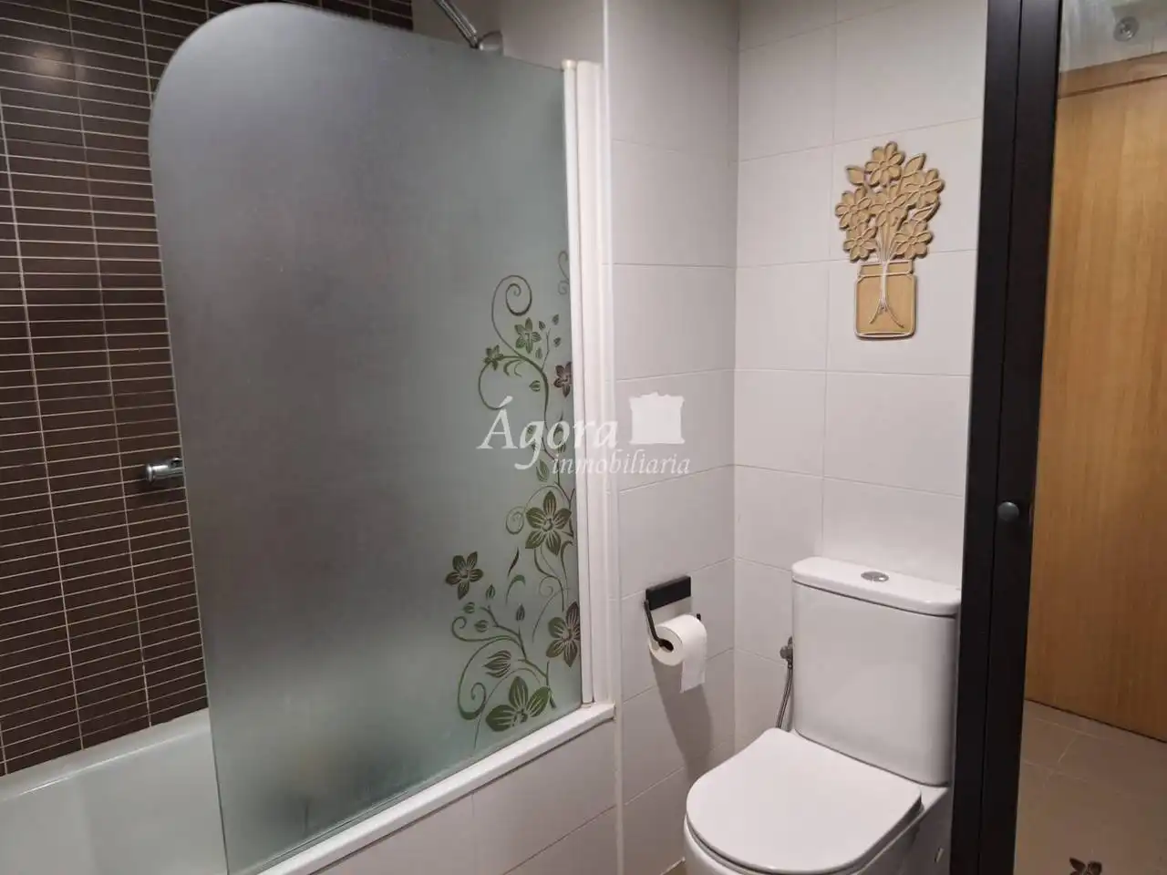 Badezimmer von Wohnung zum Verkauf in Valladolid mit Heizung, Parkett und Abstellraum