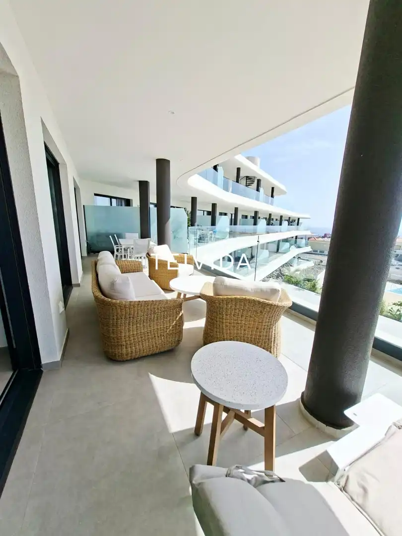 Terraza de Piso de alquiler en Adeje con Terraza, Piscina y Amueblado