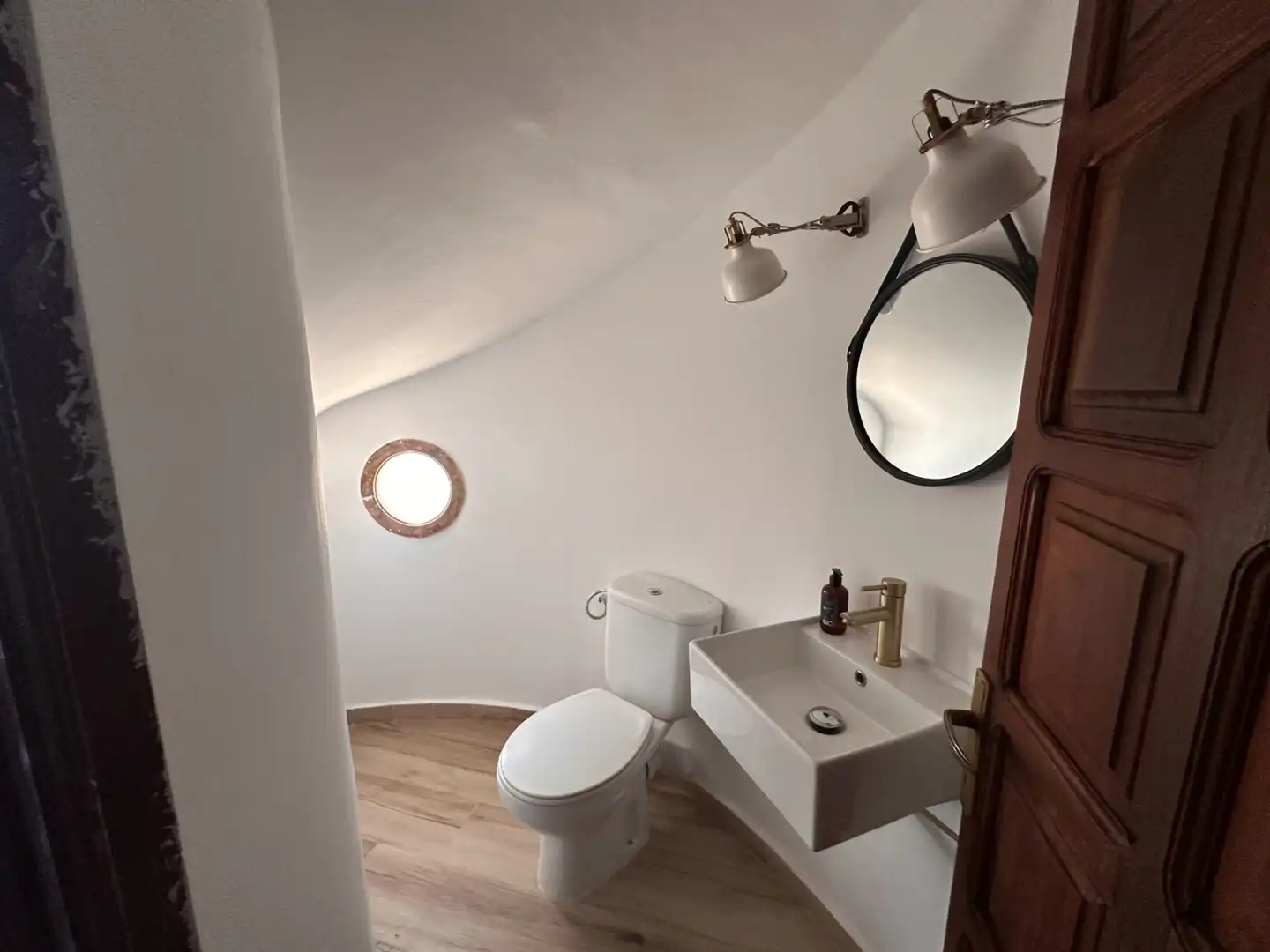 Badezimmer von Haus oder Chalet zum Verkauf in Mont-roig del Camp mit Klimaanlage, Heizung und Privatgarten