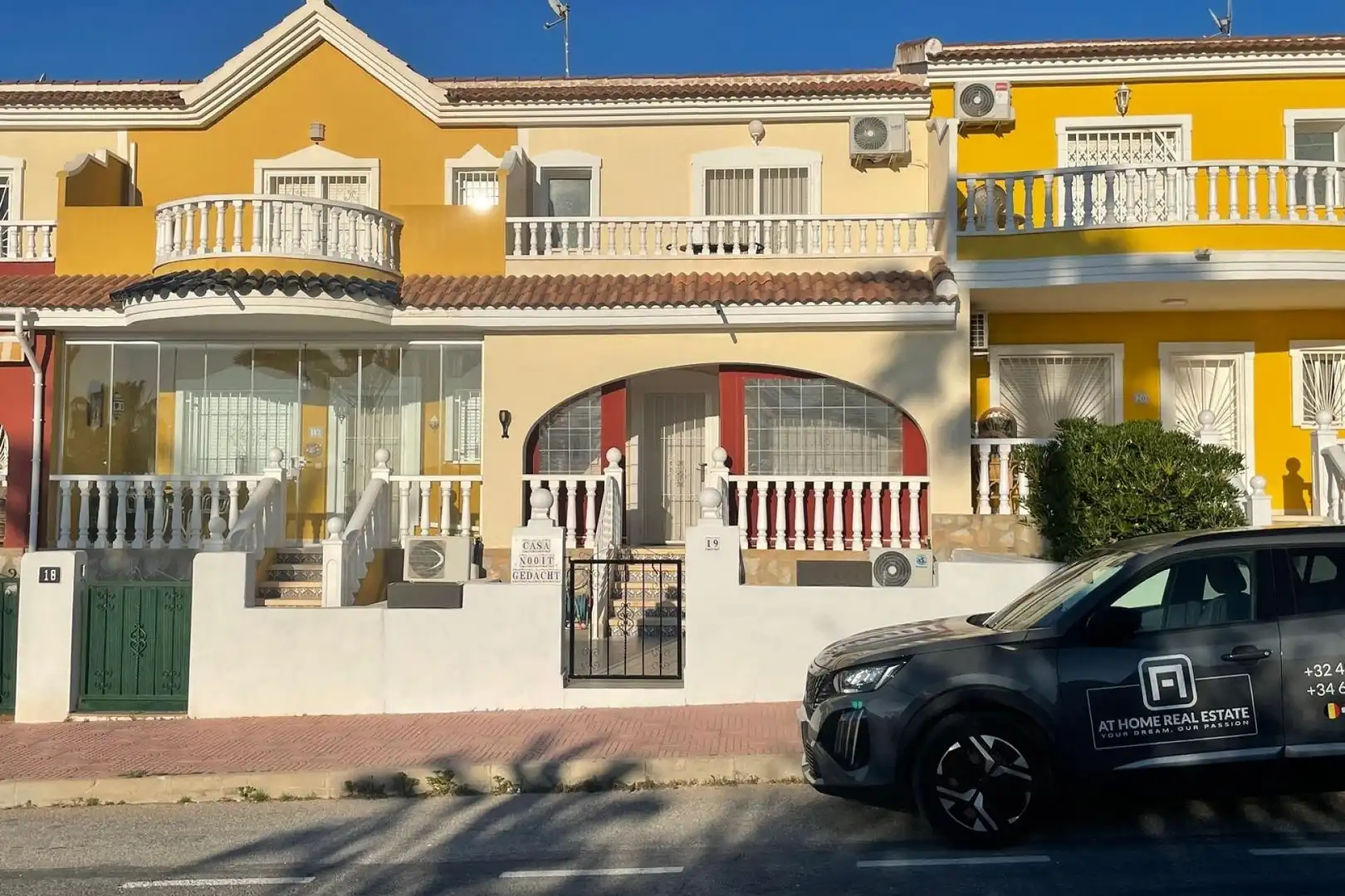 Vista exterior de Casa o xalet en venda en Rojales amb Aire condicionat, Calefacció i Terrassa