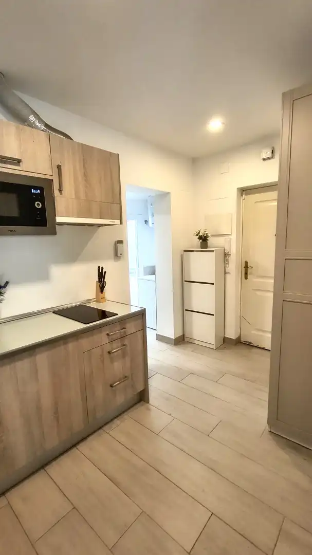 Küche von Wohnung zur Miete in Madrid mit Klimaanlage, Heizung und Möbliert